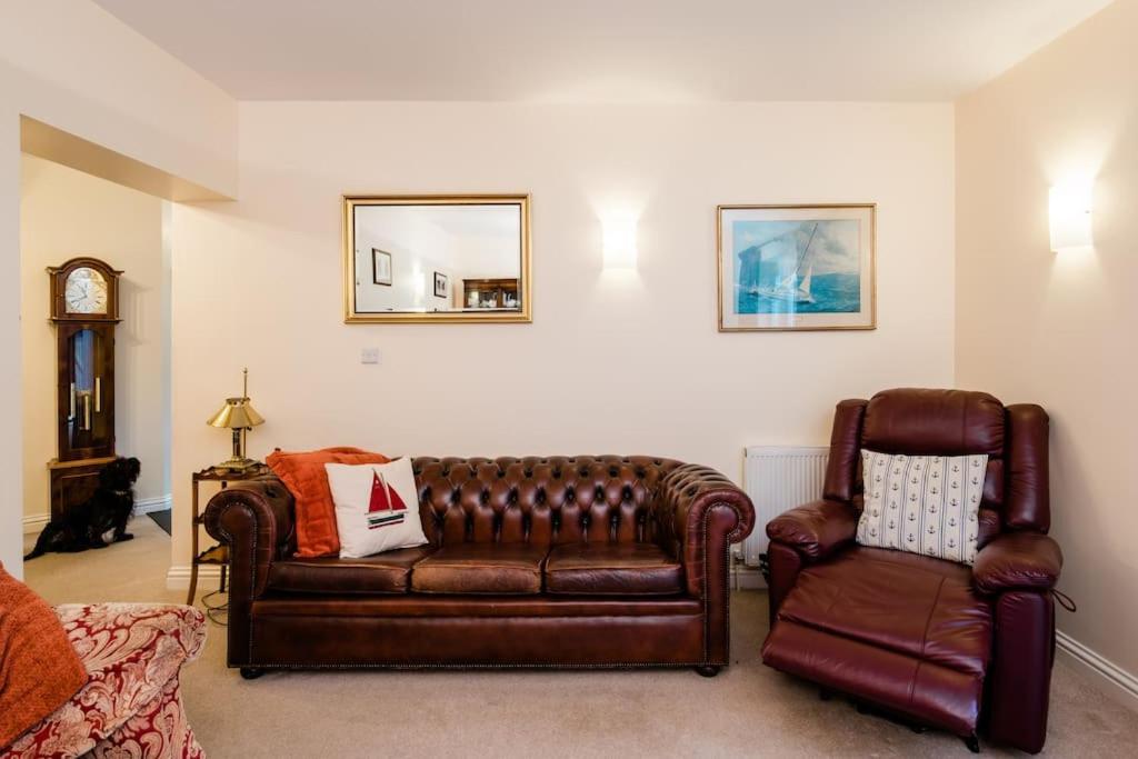 Spacious Home, Minutes Fom The Beach, Free Parking, Large Garden Area, Pets Welcome! وايتستابل المظهر الخارجي الصورة